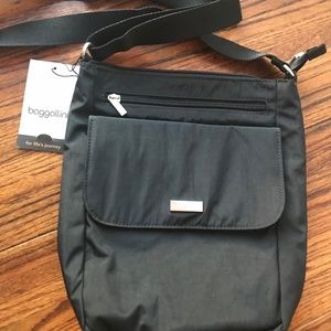 NWT ($78) Baggallini Crossbody Bag Purse..Brand NEW! This weekend only